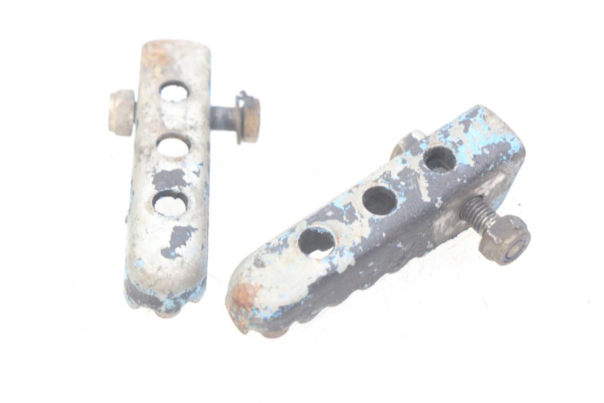 photo de PAIR OF REAR FOOTRESTS DERBI SENDA 50 (2003 - 2005)