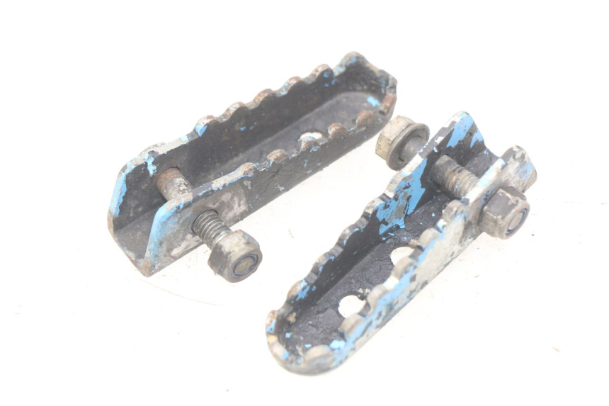 photo de PAIR OF REAR FOOTRESTS DERBI SENDA 50 (2003 - 2005)