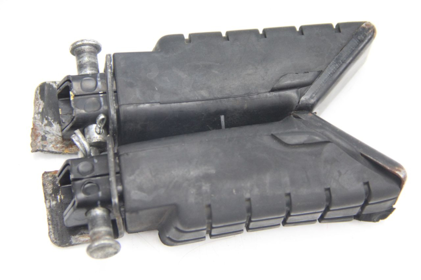 photo de PAIR REAR FOOTRESTS MBK FLIPPER 115 (2013 - 2017)