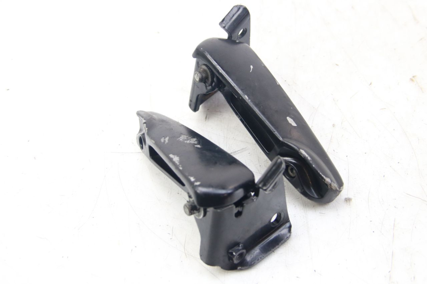 photo de PAIR OF REAR FOOTRESTS GILERA RUNNER SP 50 (2009 - 2017)