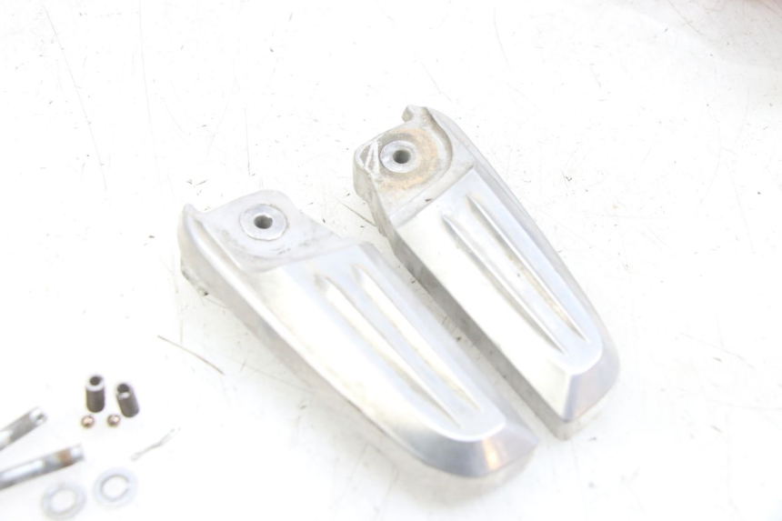 photo de PAIR OF REAR FOOTRESTS HONDA PCX (JF47) 125 (2012 - 2013)