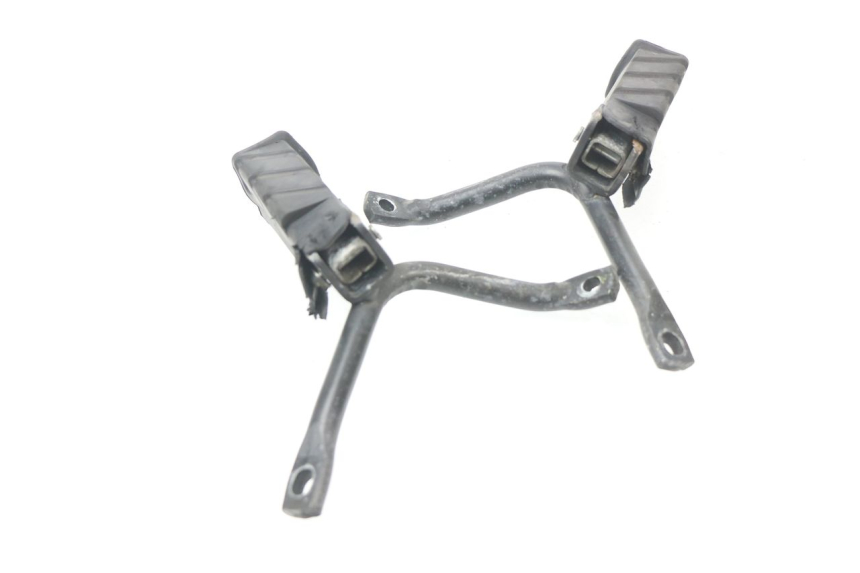 photo de PAIR REAR FOOTRESTS HONDA SES DYLAN 125 (2002 - 2006)