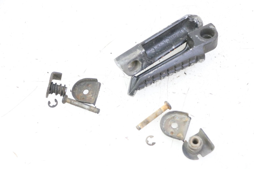 photo de PAIR REAR FOOTRESTS KAWASAKI ZR7 ZR-7 S 750 (1999 - 2004)