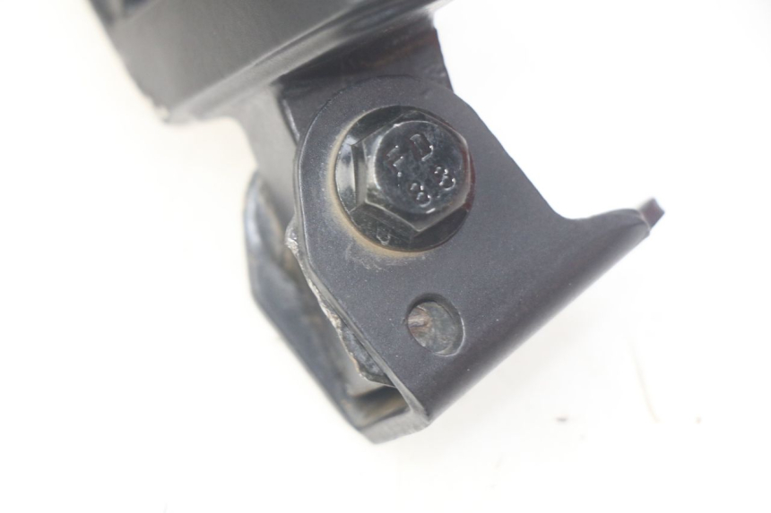 photo de PAIR OF REAR FOOTRESTS PEUGEOT KISBEE 4T 50 (2018 - 2022)