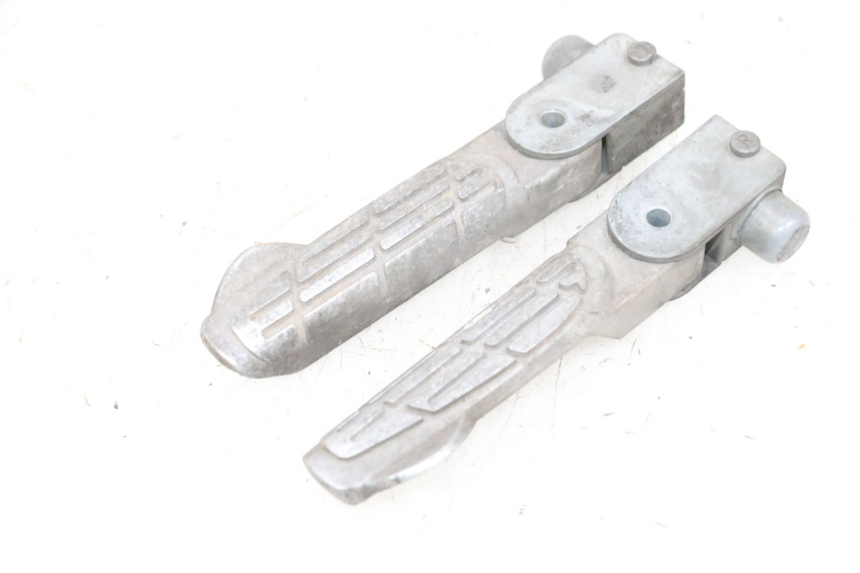 photo de PAIR OF REAR FOOTRESTS KYMCO LIKE 125 (2009 - 2016) - Main view