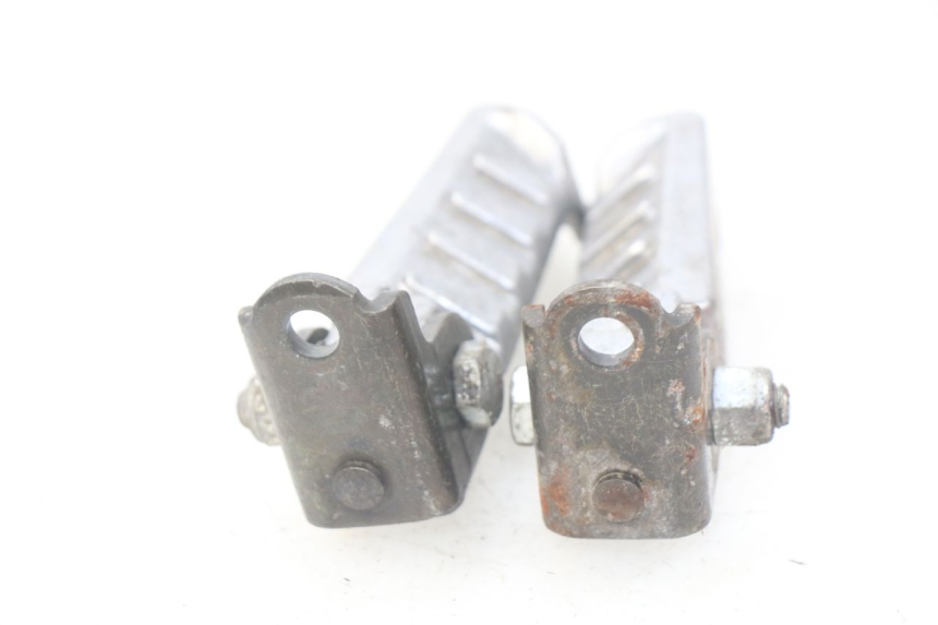 photo de PAIR OF REAR FOOTRESTS PEUGEOT LUDIX BLASTER 50 (2006 - 2014)