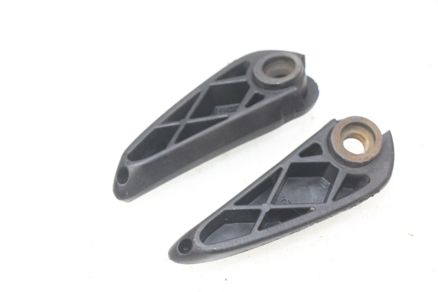 photo de PAIR OF REAR FOOTRESTS MBK OVETTO 2T 50 (2007 - 2017)