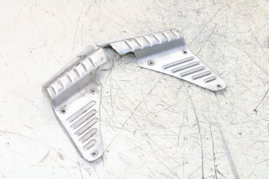 photo de PAIR REAR FOOTRESTS NORAUTO RAZZO CITY 50 (2009 - 2014)