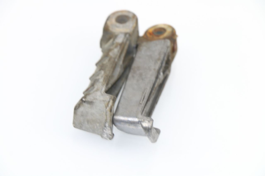 photo de PAIR OF REAR FOOTRESTS PEUGEOT LUDIX 50 (2005 - 2007)