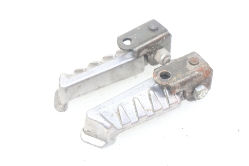 photo de PAIR OF REAR FOOTRESTS PEUGEOT LUDIX BLASTER 50 (2006 - 2014)
