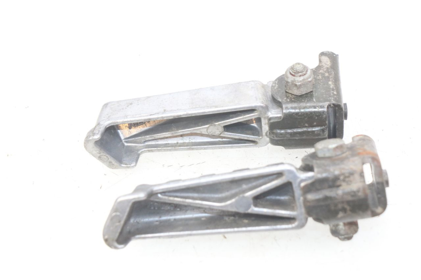 photo de PAIR OF REAR FOOTRESTS PEUGEOT LUDIX BLASTER 50 (2006 - 2014)