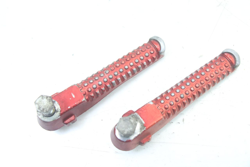 photo de PAIR OF REAR FOOTRESTS PEUGEOT TKR TREKKER FURIOUS 50 (2005 - 2014)