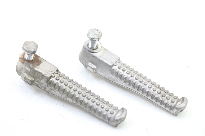 photo de PAIR REAR FOOTRESTS PEUGEOT TREKKER TKR 50 (2005 - 2014)