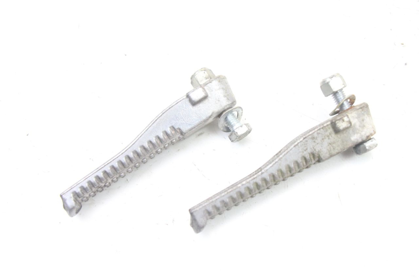 photo de PAIR REAR FOOTRESTS PEUGEOT TREKKER TKR 50 (2005 - 2014)