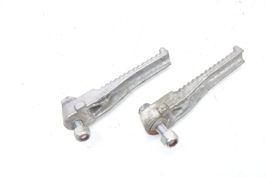 photo de PAIR REAR FOOTRESTS PEUGEOT TREKKER TKR 50 (2005 - 2014)
