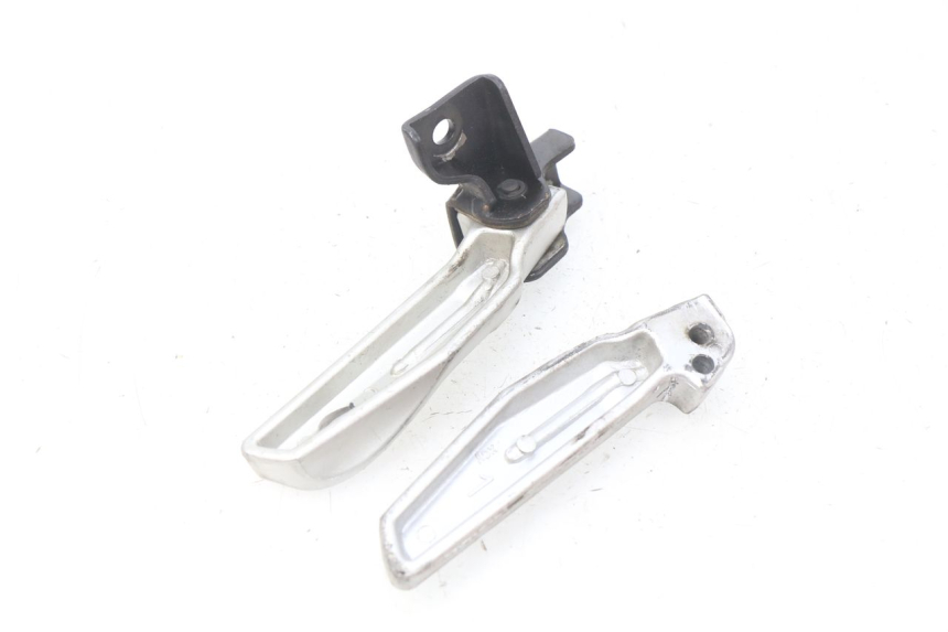 photo de PAIR OF REAR FOOTRESTS PEUGEOT TWEET 4T 50 (2018 - 2020)