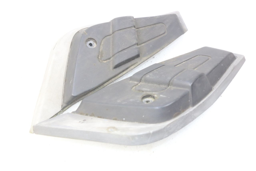 photo de PAIR OF REAR FOOTRESTS PIAGGIO X9 EVOLUTION 500 (2003 - 2005)