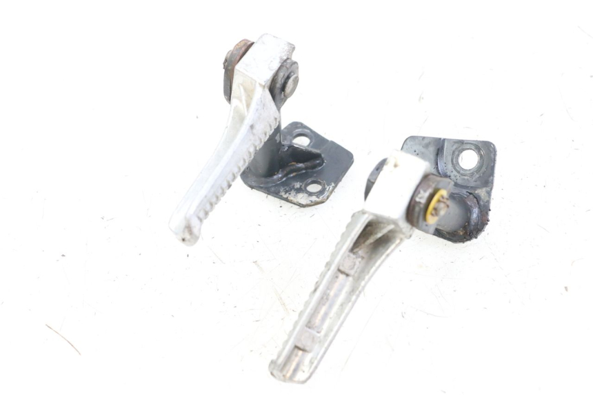 photo de PAIR REAR FOOTRESTS PIAGGIO ZIP RST 50 (1996 - 1998)