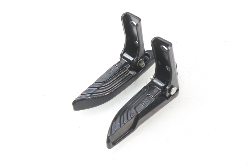 photo de PAIR OF REAR FOOTRESTS APRILIA SR 2T 50 (2018 - 2022)