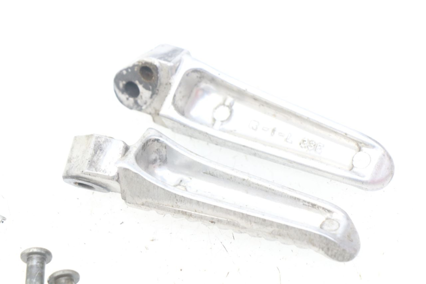 photo de PAIR OF REAR FOOTRESTS SUZUKI TLS TL S 1000 (1997 - 2001)