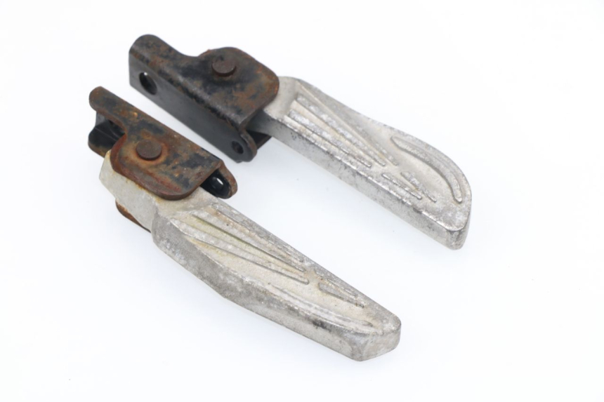 photo de PAIR REAR FOOTRESTS SYM ALLO 50 (2010 - 2014)