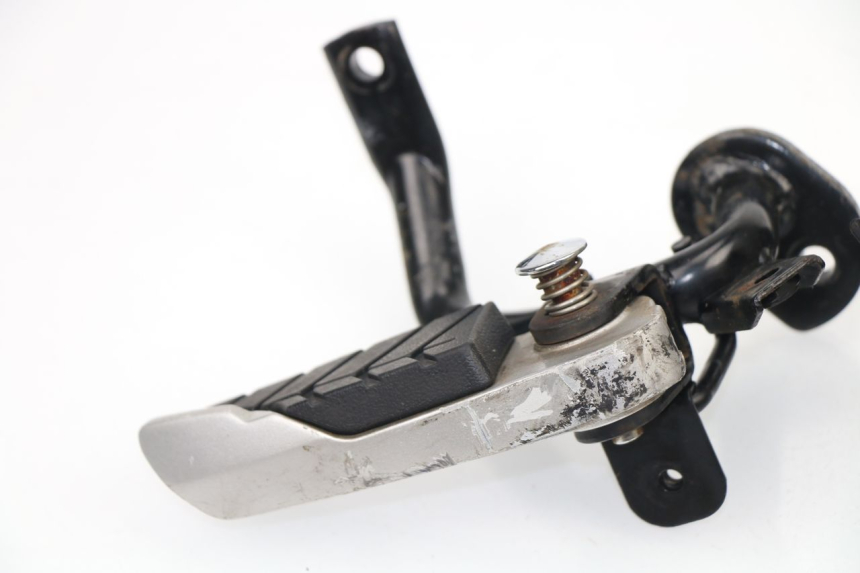 photo de PAIR REAR FOOTRESTS SYM GTS 250 (2005 - 2008)