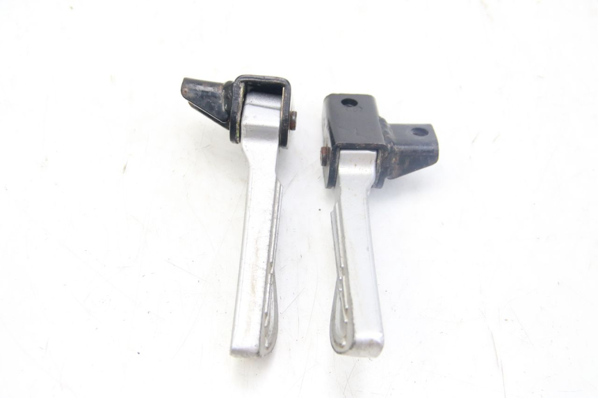 photo de PAIR OF REAR FOOTRESTS SYM JET 4 4T 50 (2018 - 2021)