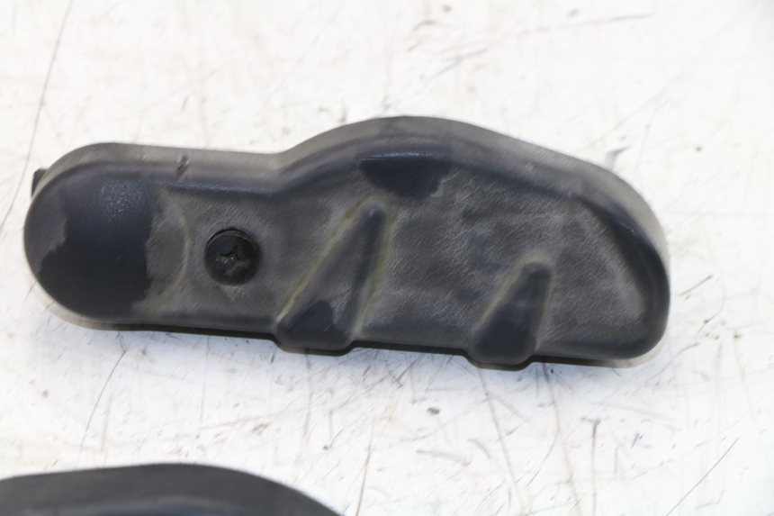 photo de PAIR REAR FOOTRESTS SYM JOYRIDE 125 (2002 - 2009)
