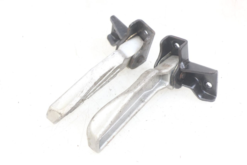 photo de PAIR OF REAR FOOTRESTS SYM SYMPHONY 125 (2009 - 2015)