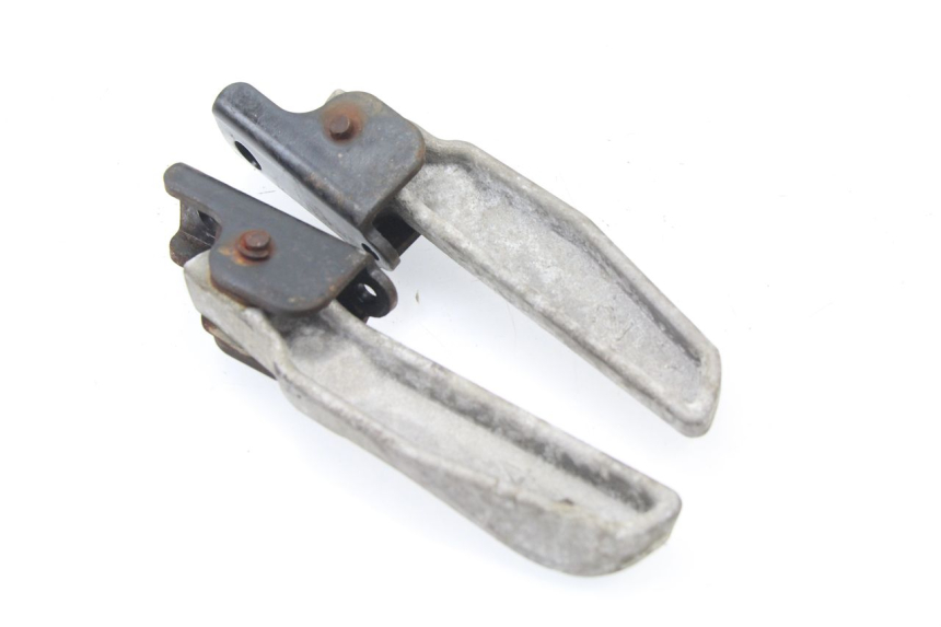 photo de PAIR REAR FOOTRESTS SYM TONIK 125 (2010 - 2014)