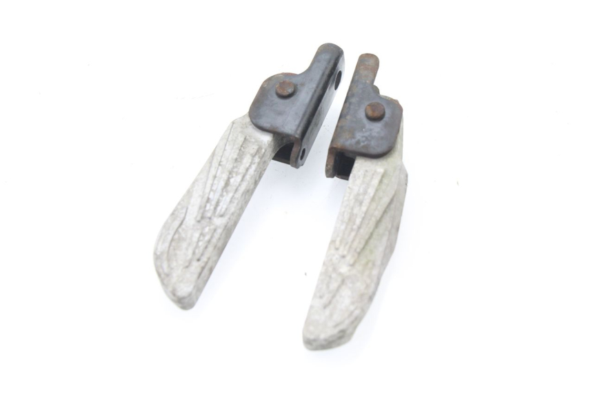 photo de PAIR REAR FOOTRESTS SYM TONIK 125 (2010 - 2014)