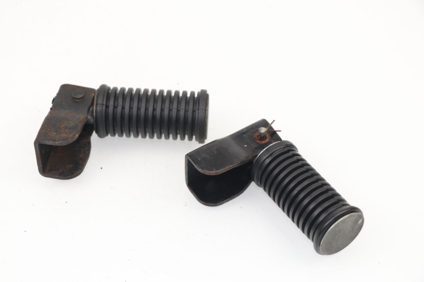 photo de PAIR REAR FOOTRESTS SYM XS 125 (2007 - 2016)