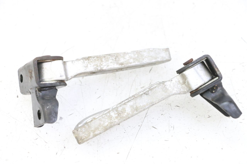 photo de PAIR REAR FOOTRESTS PEUGEOT TWEET 4T 50 (2014 - 2019)