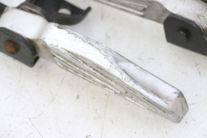 photo de PAIR OF REAR FOOTRESTS PEUGEOT TWEET 4T 50 (2018 - 2020)