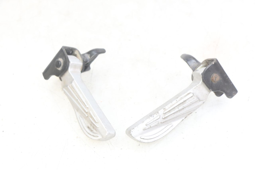 photo de PAIR OF REAR FOOTRESTS PEUGEOT TWEET 125 (2018 - 2021)