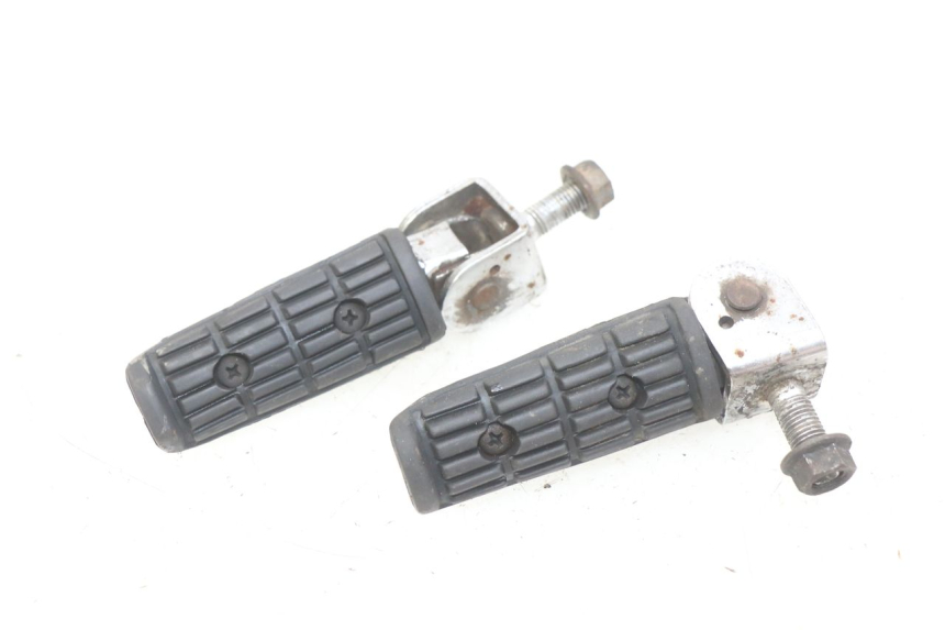 photo de PAIR OF REAR FOOTRESTS YAMAHA FJ 3CX 1200 (1986 - 1996)