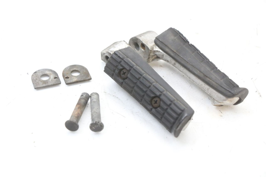 photo de PAIR REAR FOOTRESTS YAMAHA XJ600 XJ DIVERSION 600 (1992 - 1997)