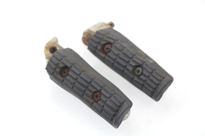 photo de PAIR REAR FOOTRESTS YAMAHA XJN XJ N DIVERSION 600 (1994 - 1997)
