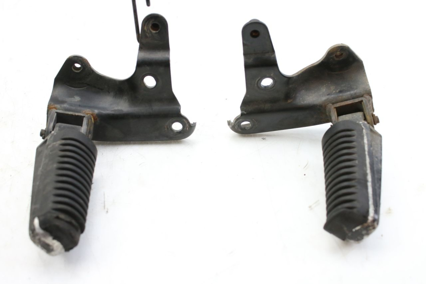 photo de PAIR OF REAR FOOTRESTS YAMAHA XP T-MAX TMAX ABS 500 (2004 - 2007)