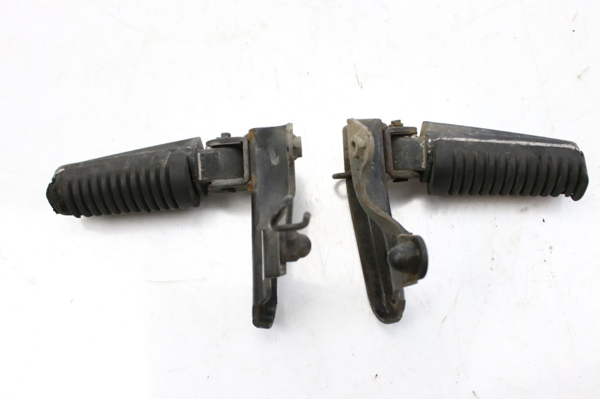 photo de PAIR OF REAR FOOTRESTS YAMAHA XP T-MAX TMAX ABS 500 (2004 - 2007)