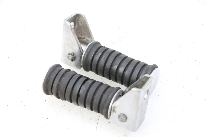 photo de PAIR REAR FOOTRESTS YAMAHA XV VIRAGO 535 (1988 - 2004)