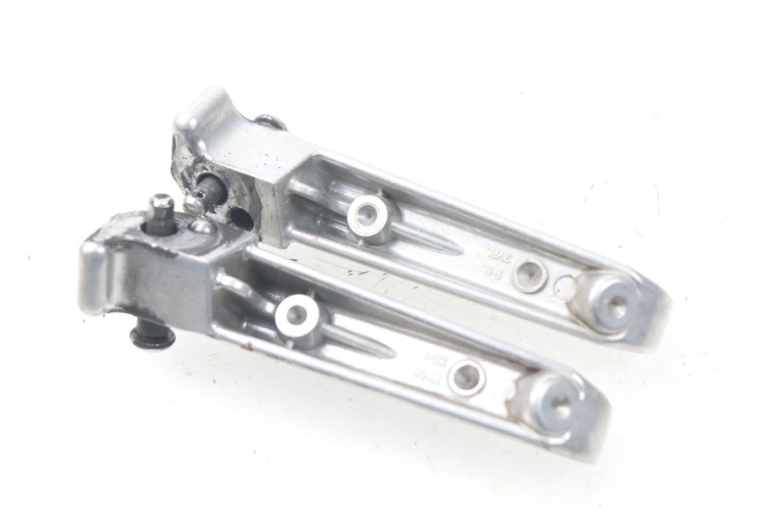 photo de PAIR REAR FOOTRESTS YAMAHA YP X-MAX XMAX 400 (2014 - 2017)