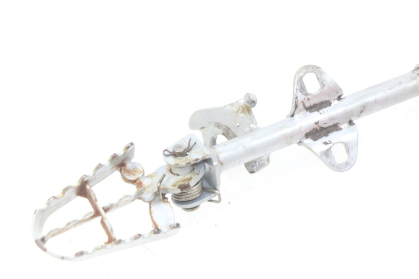 photo de PAIR OF FRONT FOOTRESTS CCR DIRT BIKE 110