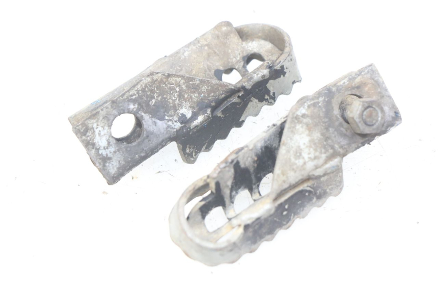 photo de PAIR OF FRONT FOOTRESTS DERBI SENDA 50 (2003 - 2005)