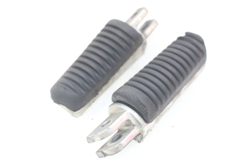 photo de PAIR OF FRONT FOOTRESTS YAMAHA FJR ABS 1300 (2016 - 2020)