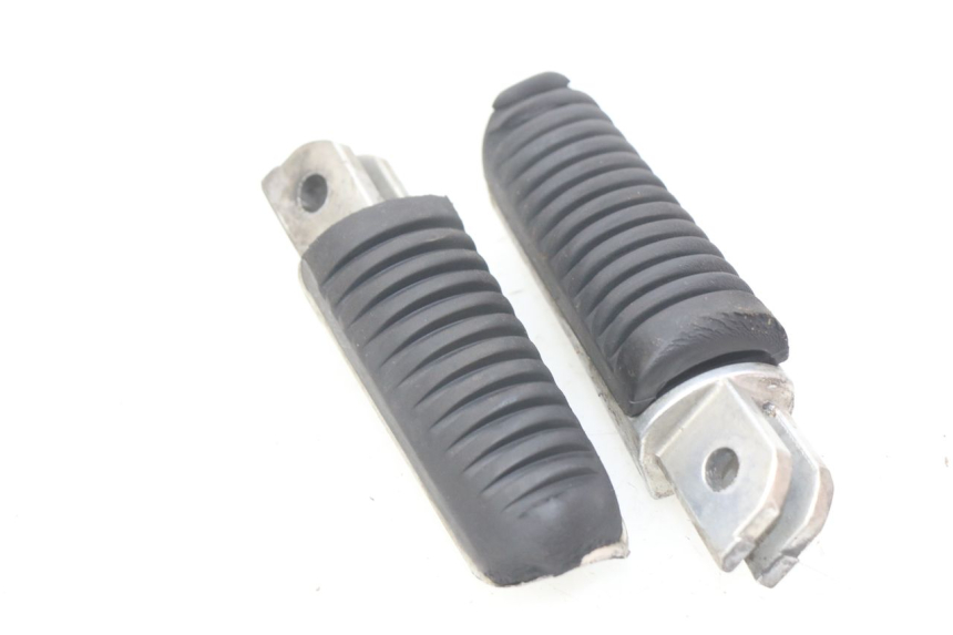 photo de PAIR OF FRONT FOOTRESTS YAMAHA FJR ABS 1300 (2016 - 2020)