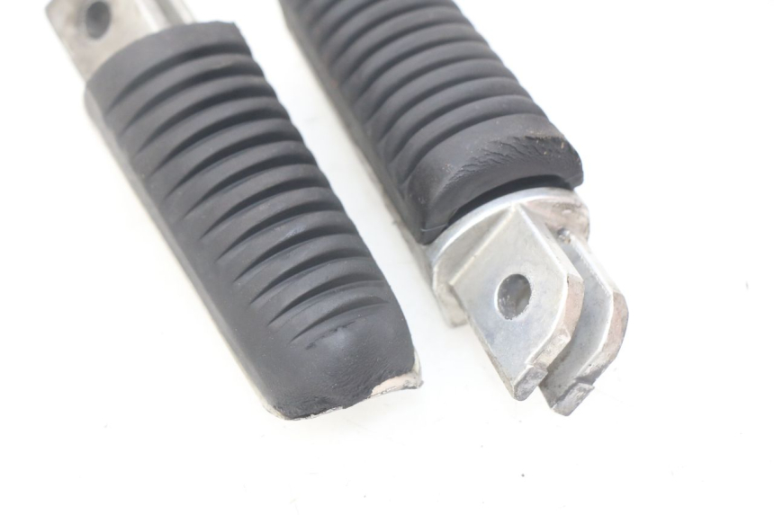 photo de PAIR OF FRONT FOOTRESTS YAMAHA FJR ABS 1300 (2016 - 2020)