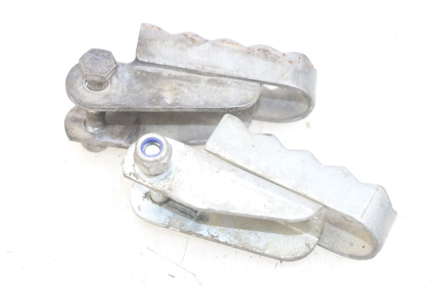photo de PAIR OF FRONT FOOTRESTS GILERA RK 50 (1996 - 1999)
