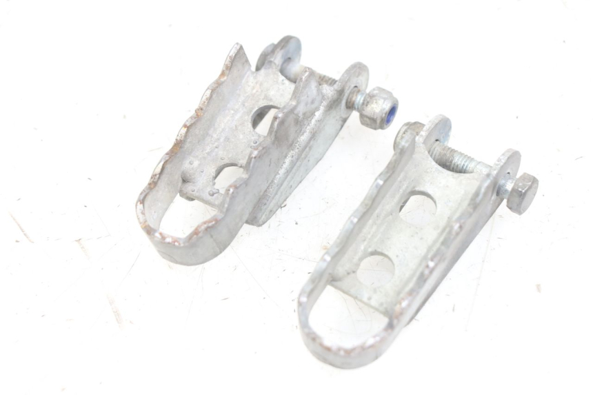 photo de PAIR OF FRONT FOOTRESTS GILERA RK 50 (1996 - 1999)