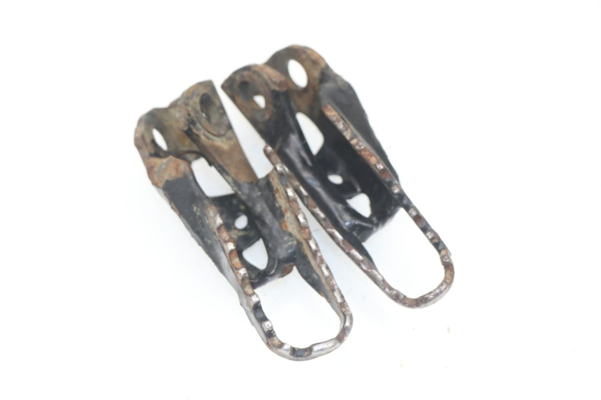 photo de PAIR FRONT FOOTREST HONDA CR 125 (1989 - 1991)
